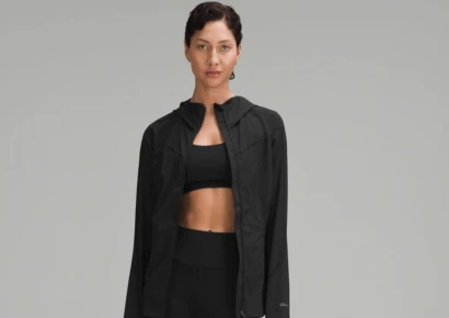 Kadın Mont Modelleriyle Soğuk Günlerde Bile Aktif Kalın